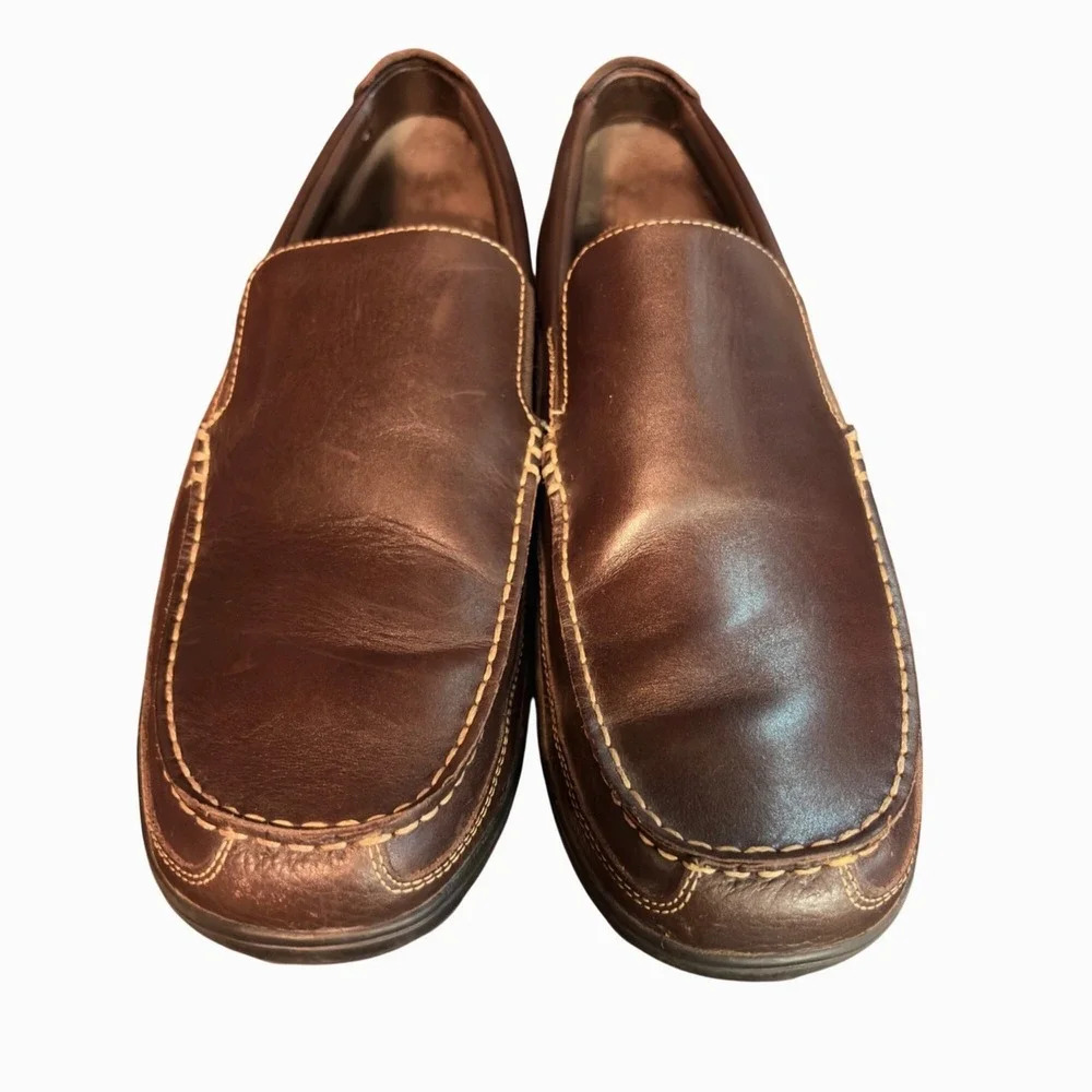 Mens Size 13 Brown Leather Slip-On Loafers With Stitched Detailing